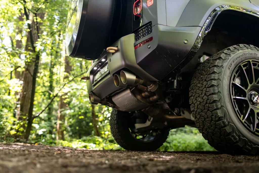 El escape Milltek del Defender OCTA ya tiene precio… y vídeo 1 Motor16 El escape Milltek del Defender OCTA ya tiene precio… y vídeo