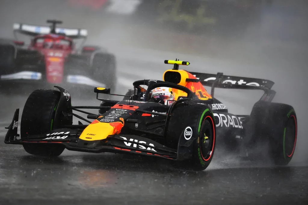 McLaren resurge entre accidentes y lluvia para dominar el Gran Premio de Gran Bretaña de Fórmula 1 1 Motor16 McLaren resurge entre accidentes y lluvia para dominar el Gran Premio de Gran Bretaña de Fórmula 1