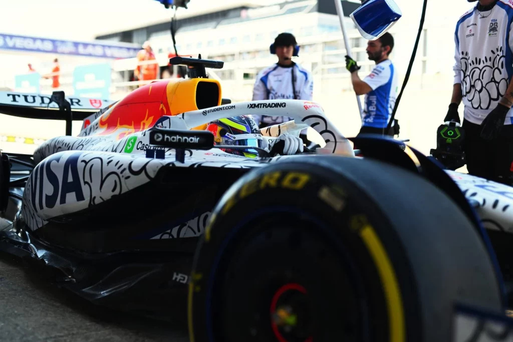 McLaren resurge entre accidentes y lluvia para dominar el Gran Premio de Gran Bretaña de Fórmula 1 15 Motor16 formula 1 gran premio gran bretana 2025 7 Motor16