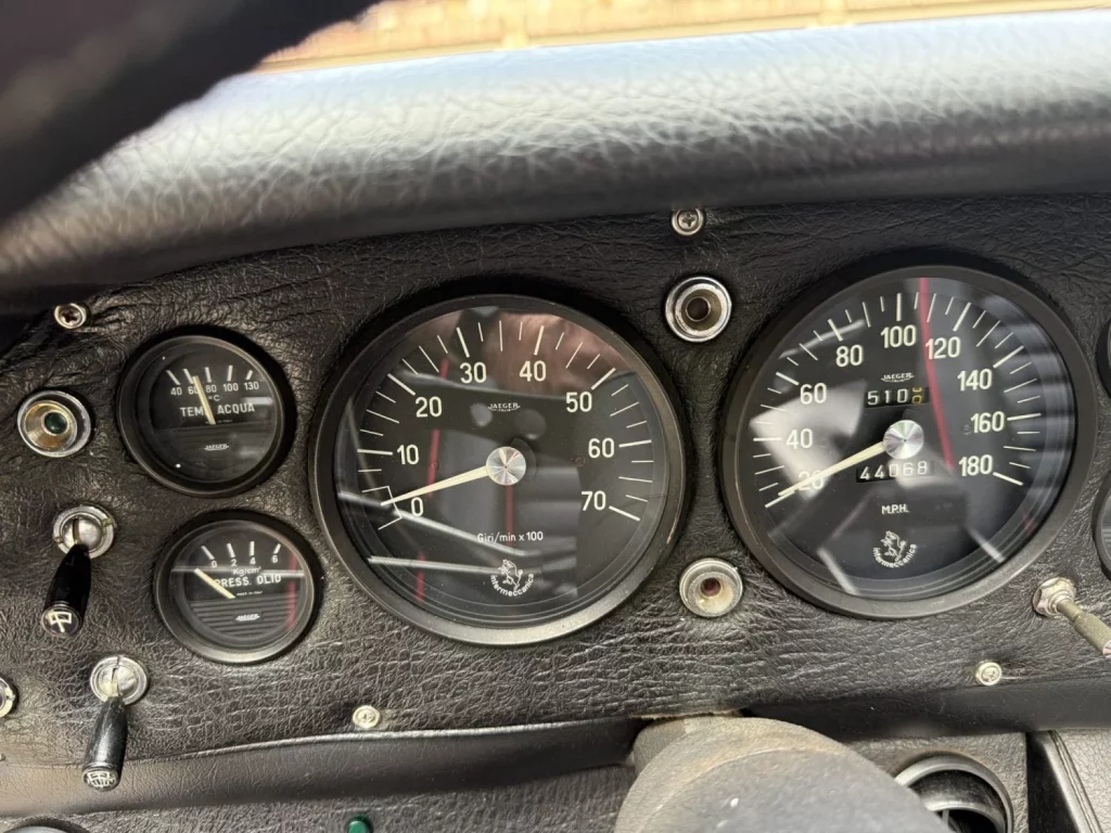 Intermeccanica Italia Spyder: Un descapotable italoamericano, a subasta 40 Motor16 itermeccanica italia spyder 52 Motor16