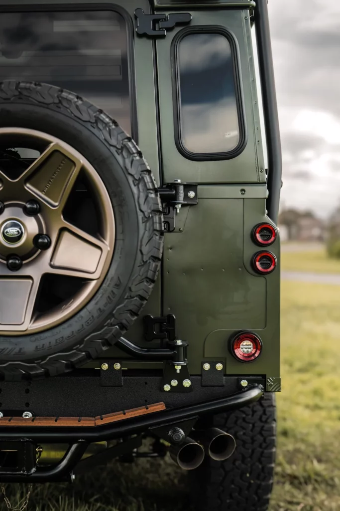 Project Wilder: Un Land Rover Defender clásico dopado con 710 CV de puro músculo americano 17 Motor16 Project Wilder: Un Land Rover Defender clásico dopado con 710 CV de puro músculo americano