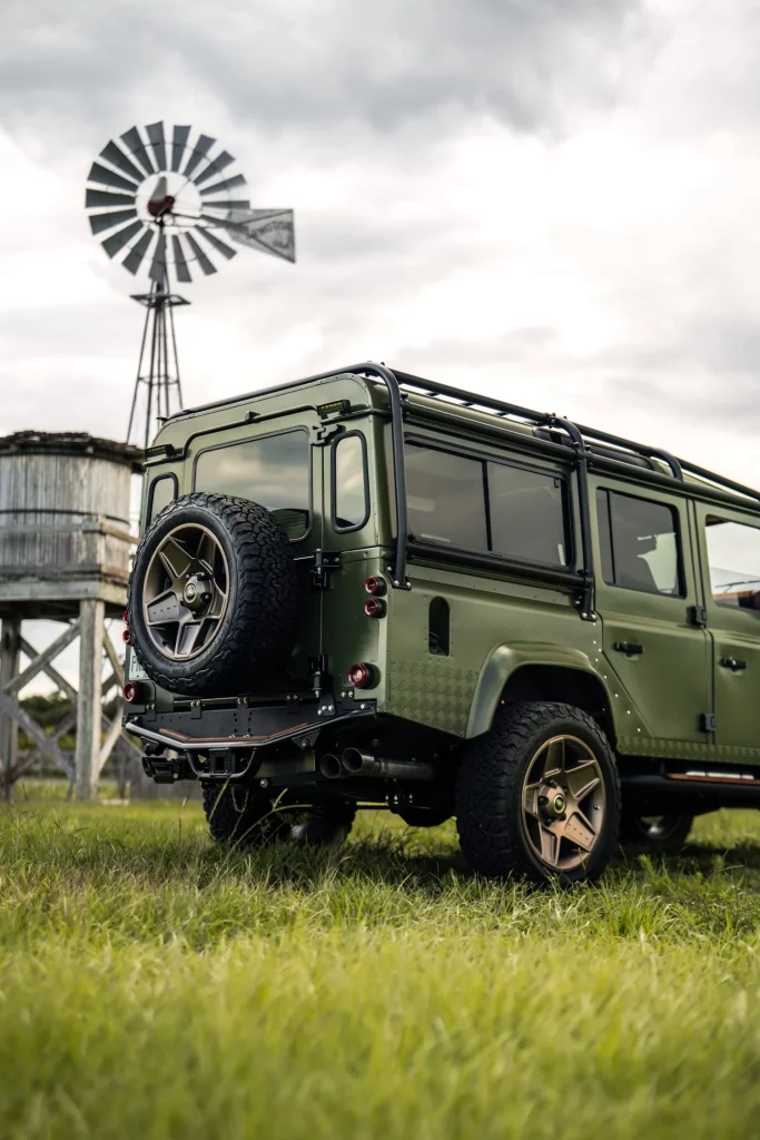 Project Wilder: Un Land Rover Defender clásico dopado con 710 CV de puro músculo americano 15 Motor16 Project Wilder: Un Land Rover Defender clásico dopado con 710 CV de puro músculo americano