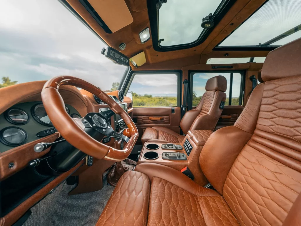 Project Wilder: Un Land Rover Defender clásico dopado con 710 CV de puro músculo americano 34 Motor16 Project Wilder: Un Land Rover Defender clásico dopado con 710 CV de puro músculo americano