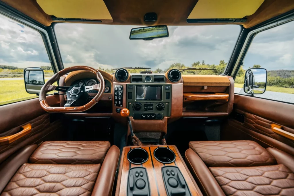 Project Wilder: Un Land Rover Defender clásico dopado con 710 CV de puro músculo americano 3 Motor16 Project Wilder: Un Land Rover Defender clásico dopado con 710 CV de puro músculo americano