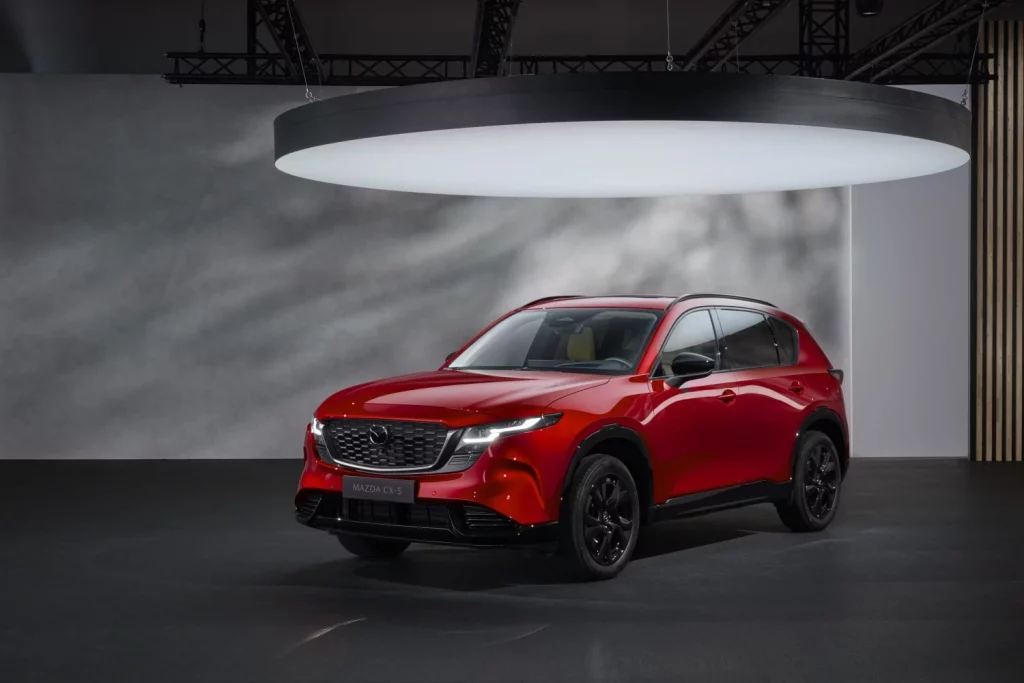 Mazda CX-5: Nueva generación del SUV más versátil de Hiroshima 1 Motor16 Mazda CX-5: Nueva generación del SUV más versátil de Hiroshima