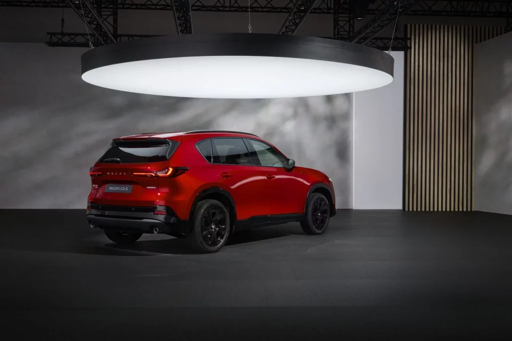 Mazda CX-5: Nueva generación del SUV más versátil de Hiroshima 12 Motor16 Mazda CX-5: Nueva generación del SUV más versátil de Hiroshima