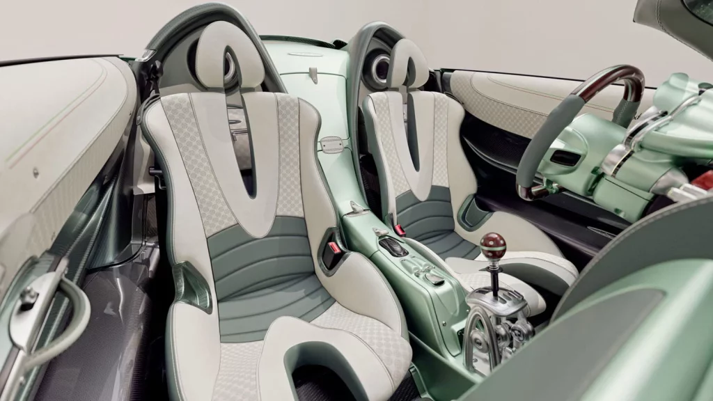 Pagani Huayra Codalunga Speedster: el arte de la velocidad al desnudo 4 Motor16 pagani huayra codalunga speedster int2 srgb 1980x1114 1 Motor16