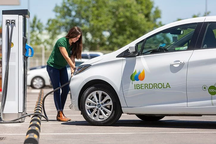 Mucha atención si cargas tu coche eléctrico en Iberdrola, Ionity, Wenea, Zunder… Sobre todo si te encuentras con este código QR. Es una estafa 2 Motor16 punto de recarga iberdrola