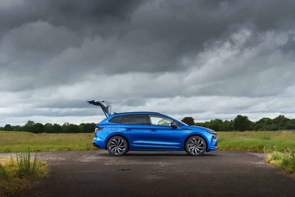 Enyaq Cargo: Škoda estrena su primer eléctrico comercial en Reino Unido 1 Motor16 skoda enyaq cargo 17 Motor16