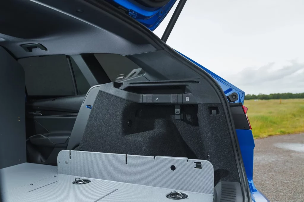 Enyaq Cargo: Škoda estrena su primer eléctrico comercial en Reino Unido 15 Motor16 Enyaq Cargo: Škoda estrena su primer eléctrico comercial en Reino Unido