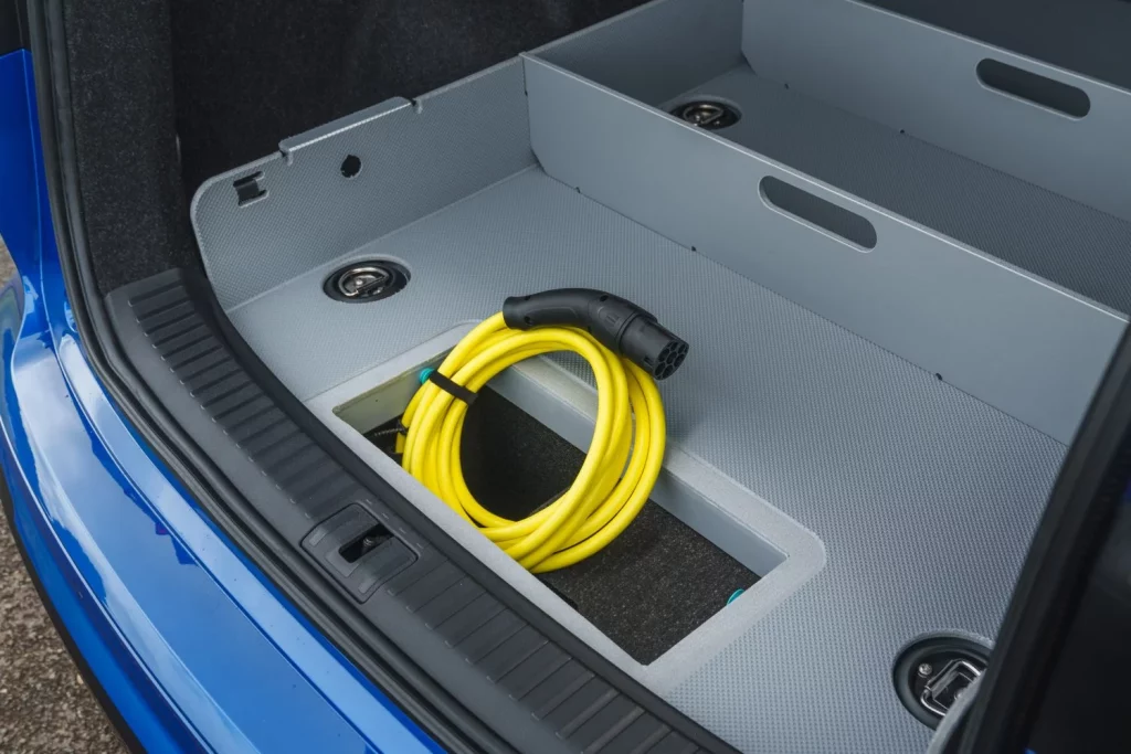 Enyaq Cargo: Škoda estrena su primer eléctrico comercial en Reino Unido 33 Motor16 skoda enyaq cargo 8 Motor16
