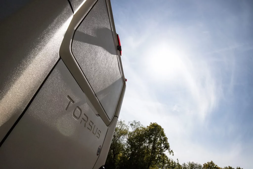 Torsus lanza sus nuevas campers todoterreno 27 Motor16 torsus liberra 2 Motor16