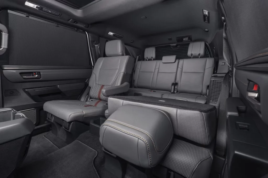 El Toyota Sequoia 2026 es el todoterreno familiar definitivo… si tienes un garaje amplio 5 Motor16 El Toyota Sequoia 2026 es el todoterreno familiar definitivo… si tienes un garaje amplio