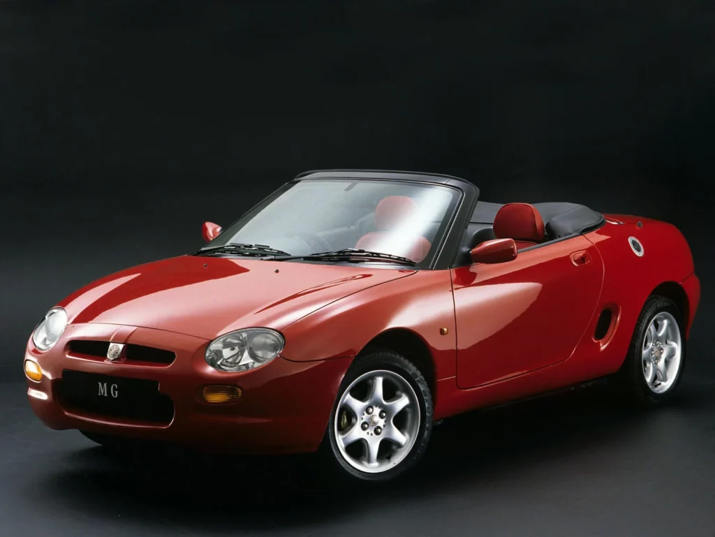 100 ANOS DESCAPOTABLES MG 21. MG F 1995–2002 Motor16