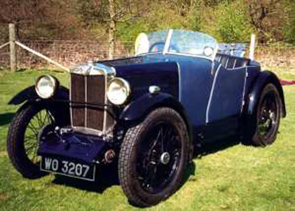 100 ANOS DESCAPOTABLES MG 4.1929 m type midget 2 Motor16