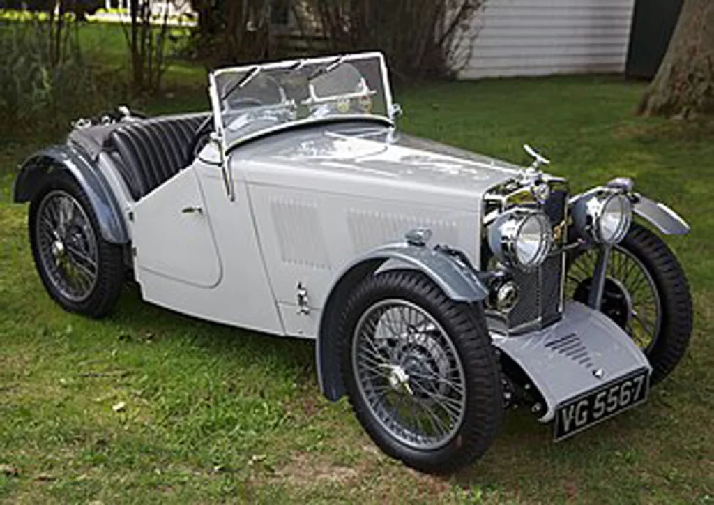 100 ANOS DESCAPOTABLES MG 8. 1933MG J Type Motor16