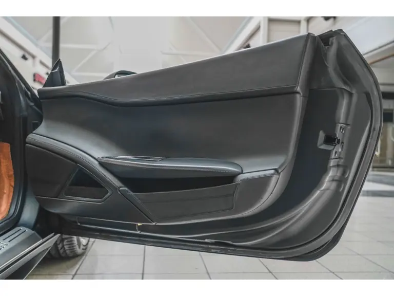 Si quieres un Ferrari LaFerrari a medio terminar... esta es tu oportunidad 39 Motor16 2011 Ferrari LaFerrari F150 Muletto M4 6 Motor16