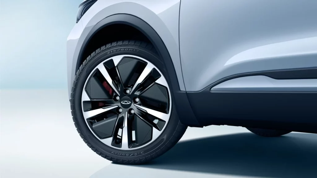 2025 Chery Tiggo 4 hybrid Ebro s400 5 Motor16