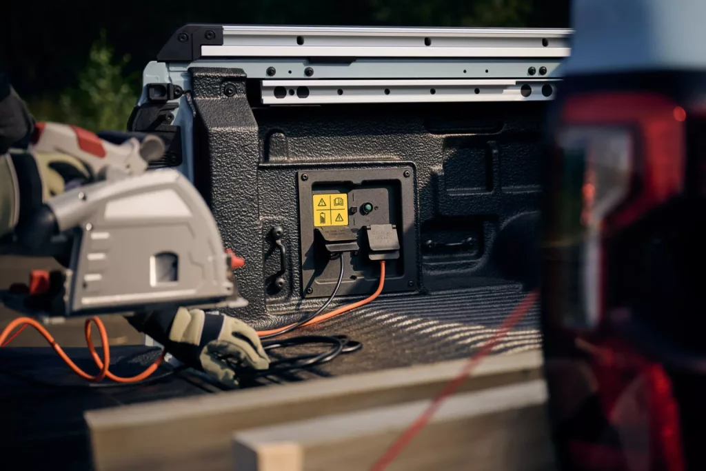 2025 Ford Ranger PHEV Pro Power Onboard 3 Motor16