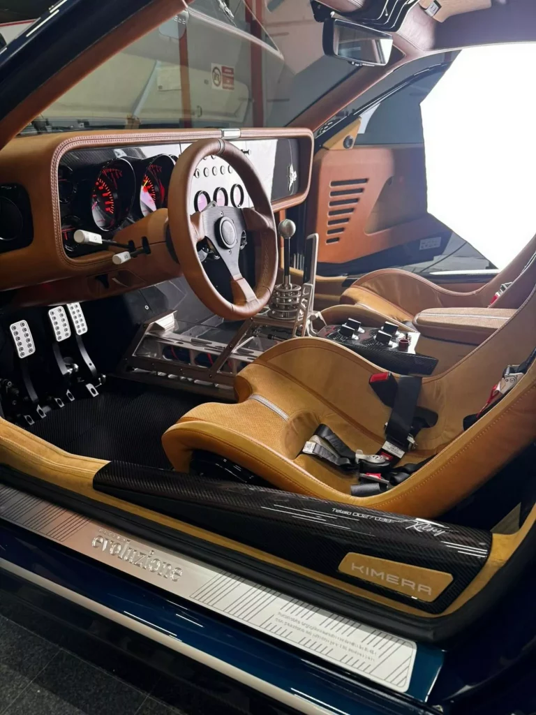 El 2 de 38: Así es el Kimera EVO38 que brilla en Monterey 2 Motor16 2025 Kimera EVO38. 2 de 38. Imagen interior.