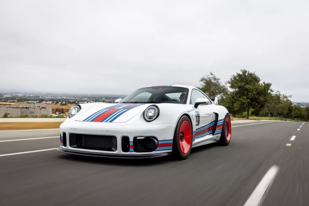 Si este Rezvani RR1 mola más que un Porsche 911 se dice y punto 3 Motor16 2025 Rezvani RR1. Porsche 911. Imagen movimiento.