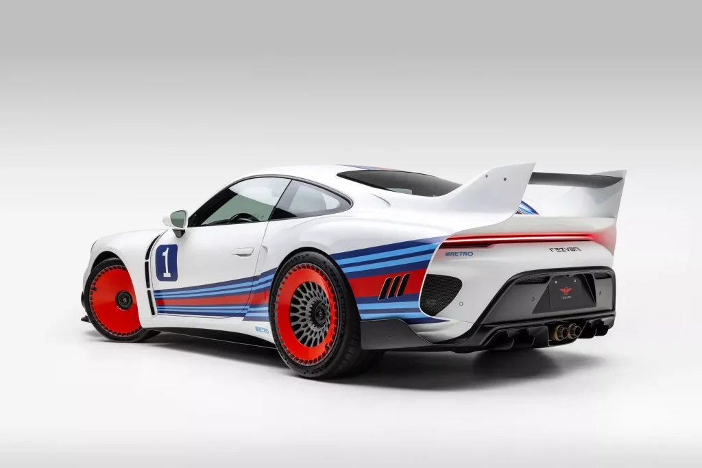 Si este Rezvani RR1 mola más que un Porsche 911 se dice y punto 1 Motor16 2025 Rezvani RR1. Porsche 911. Imagen trasera.