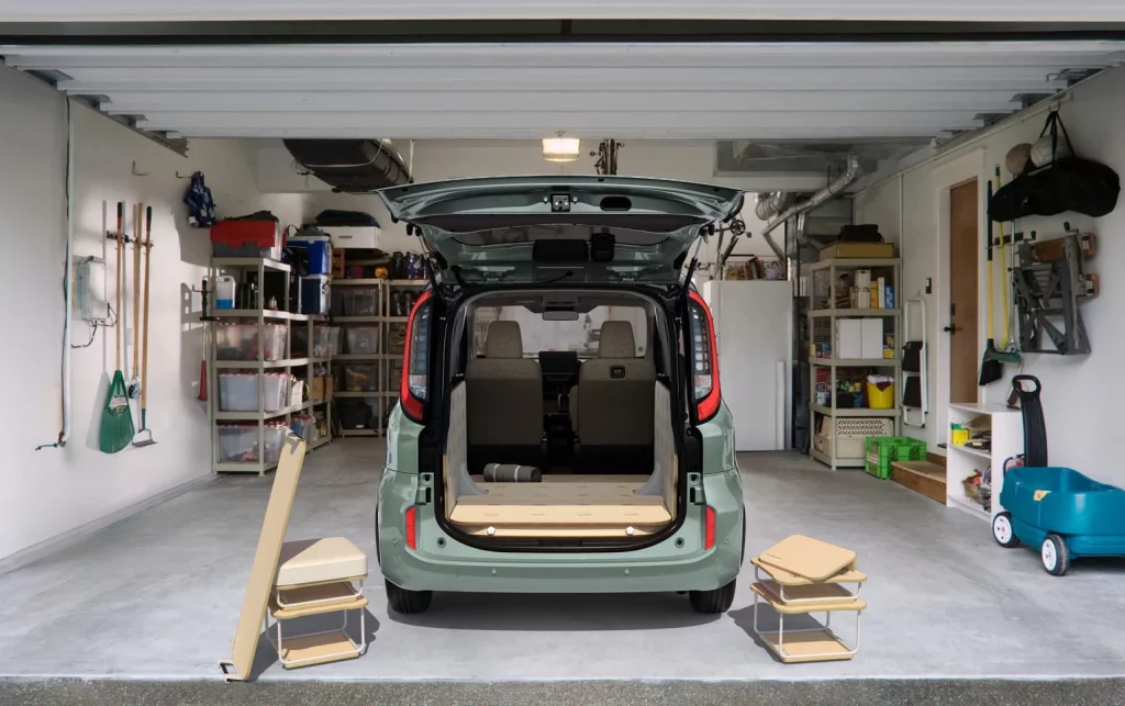 2025 Toyota Sienta Juno. Imagen módulos.