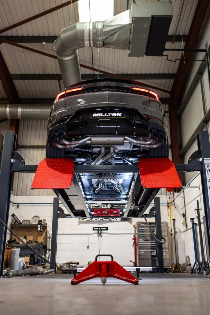Milltek le pone banda sonora al Lamborghini Urus SE con sus 800 CV 6 Motor16 2025 lamborghini urus se milltek 3 Motor16