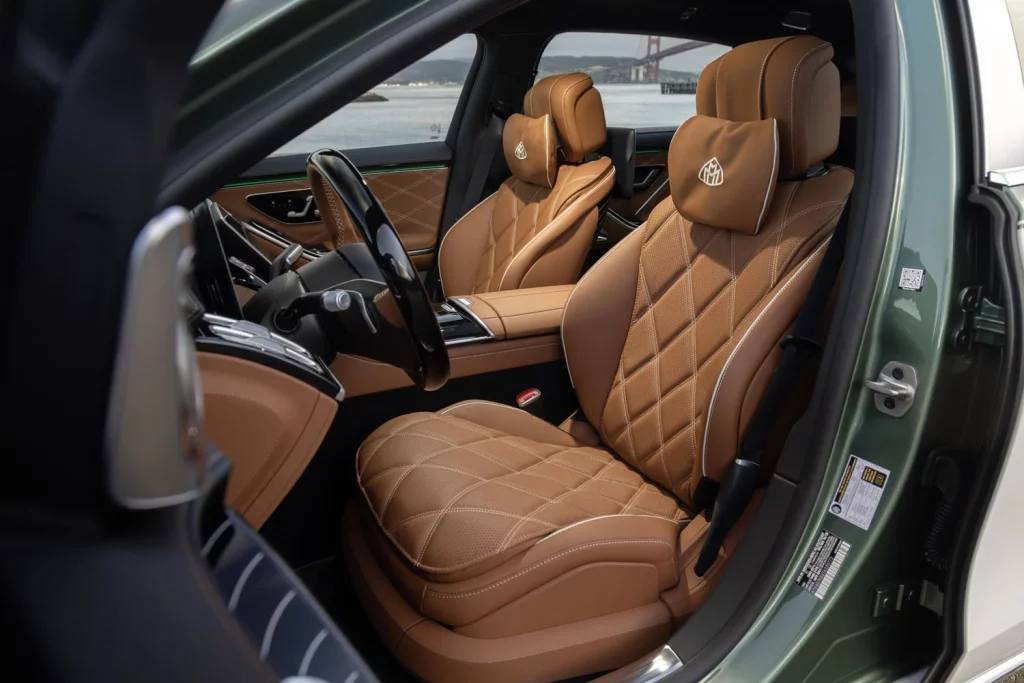 Mercedes y el lujoso homenaje a California del Maybach S680 Edition Emerald Isle 23 Motor16 2025 MercedesMaybach S680 EmeraldIsle 19 Motor16