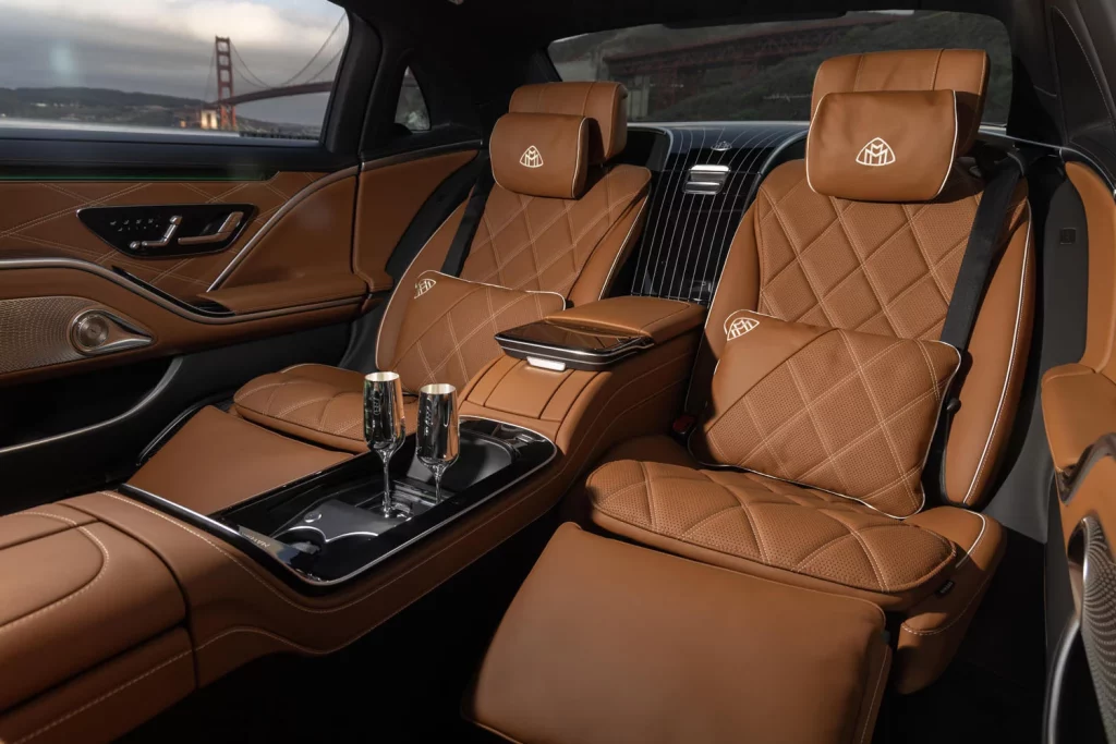 Mercedes y el lujoso homenaje a California del Maybach S680 Edition Emerald Isle 3 Motor16 2025 MercedesMaybach S680 EmeraldIsle 35 Motor16