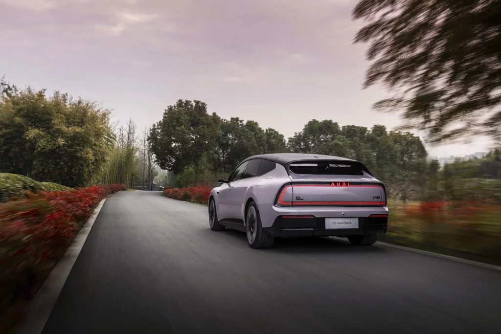 AUDI E5 SPORTBACK 3 Motor16