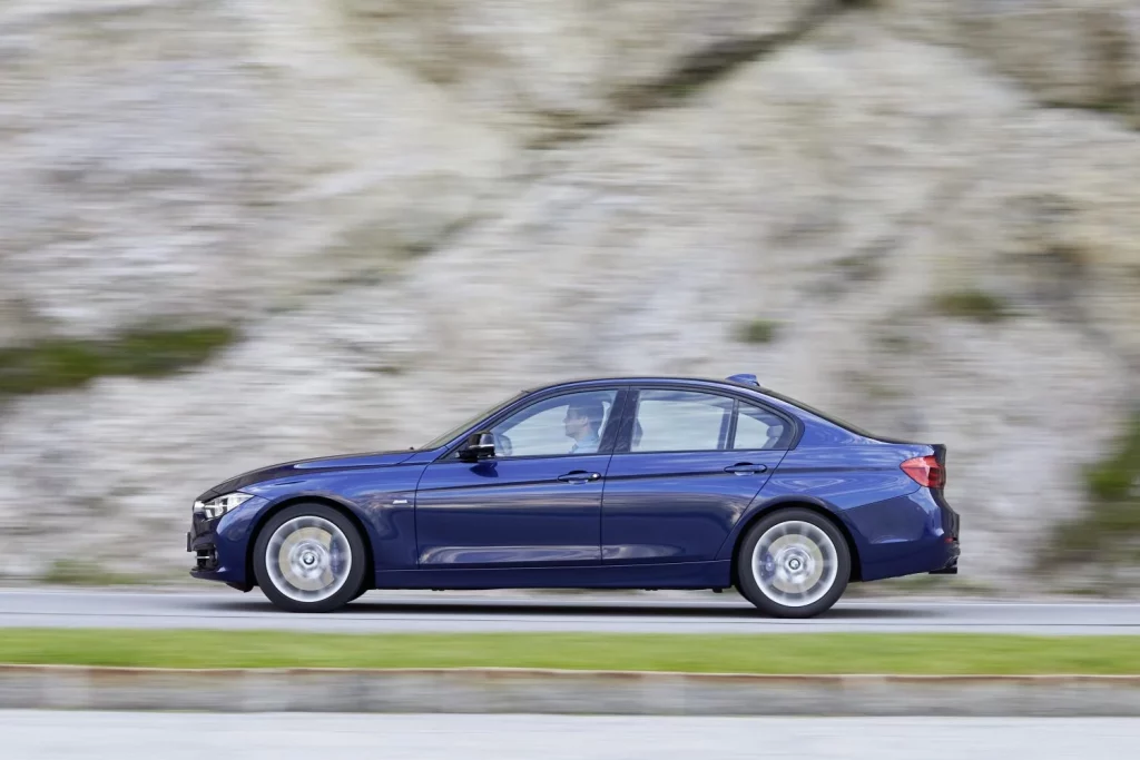 El Serie 3 cumple 50 años: Repasamos todas sus generaciones 11 Motor16 BMW Serie 3 50 aniversario 53 Motor16