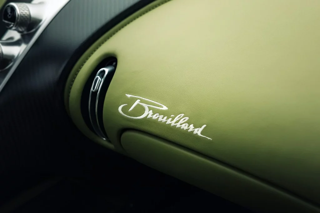 Brouillard, ¿quién dijo que Bugatti no podía ser más exclusivo? 15 Motor16 BUGATTI BROUILLARD SOLITAIRE 12 Motor16