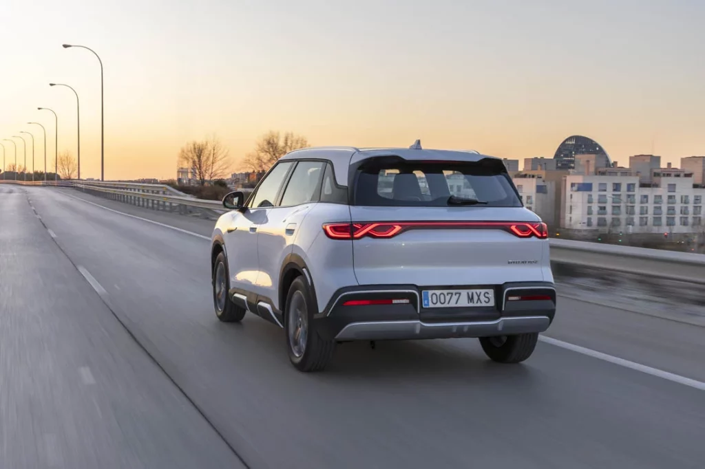 El BYD ATTO 2 anuncia su nuevo 'precio de guerra' 1 Motor16 BYD ATTO 2, ahora con un precio de 15.990 euros, con MOVES y financiación