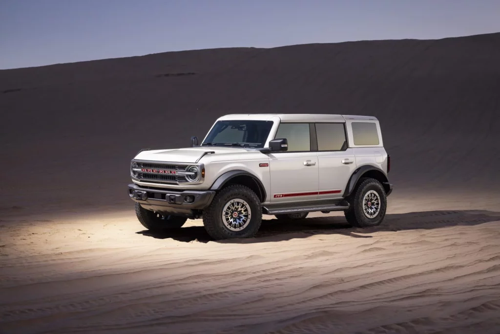 El Ford Bronco que hará las delicias de los apasionados a este todoterreno 4 Motor16 Bronco 60th Anniversary Package 03 363 Motor16