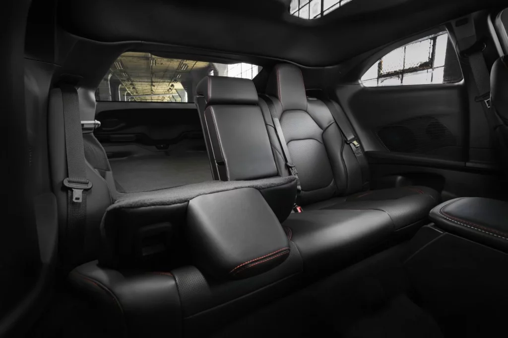 Dodge Charger Scat Pack: 558 CV y cambio manual a precio de saldo