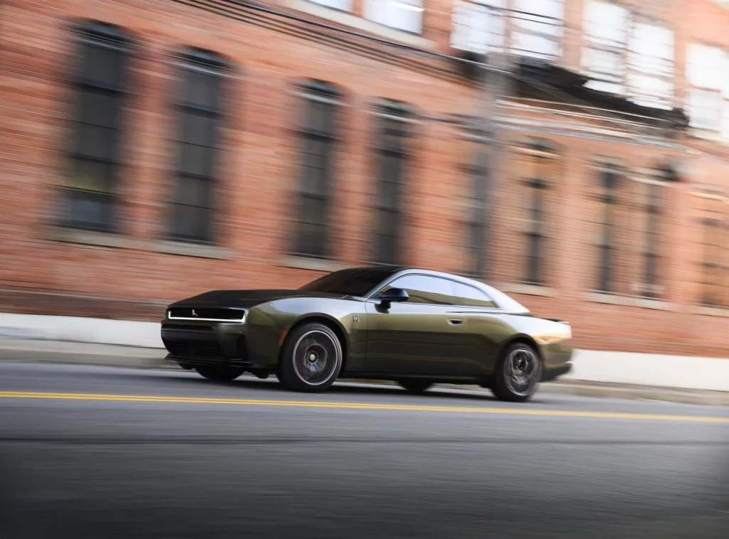 Dodge Charger Scat Pack: 558 CV y cambio manual a precio de saldo