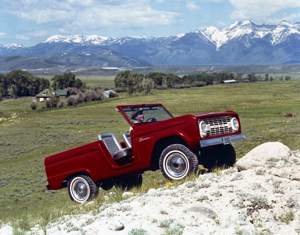 FORD BRONCO ROADSTER 1966 1 Motor16