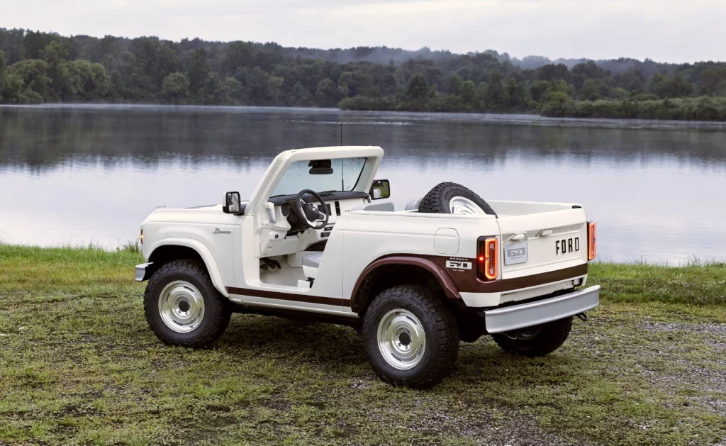 FORD BRONCO ROADSTER CONCEPT 14 Motor16