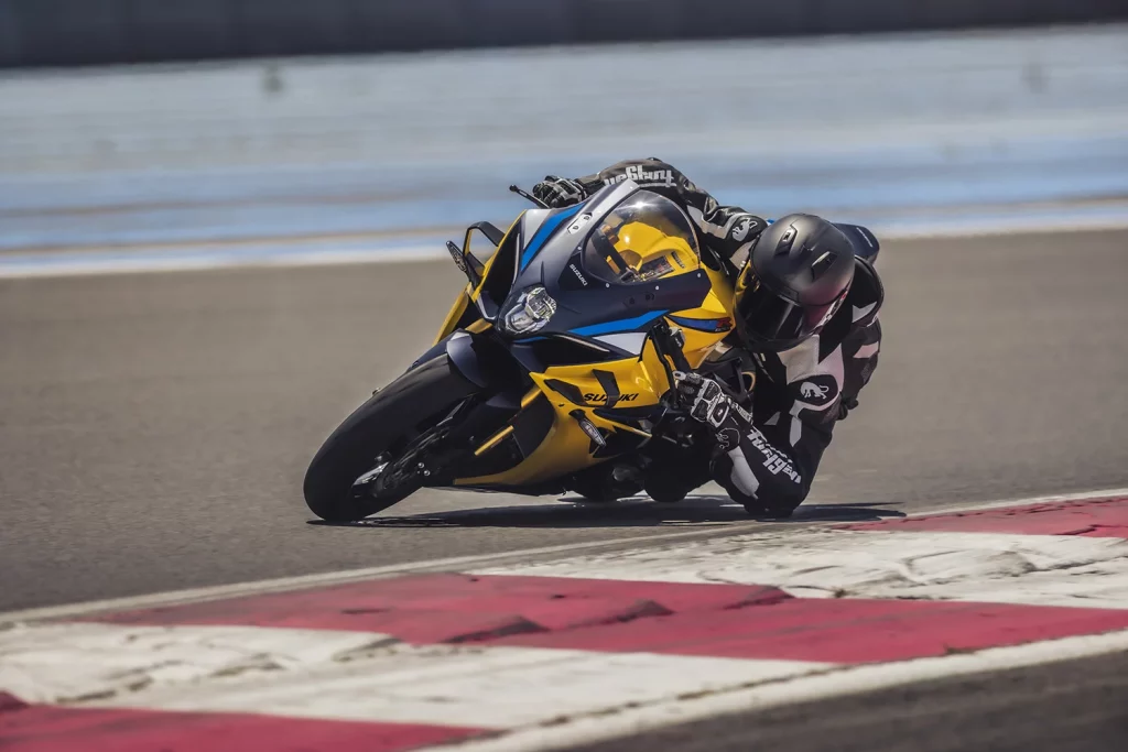 40 años de la Suzuki GSX-R, con GSX-R1000R como referencia entre las deportivas 17 Motor16 GSX R1000 4443 Motor16