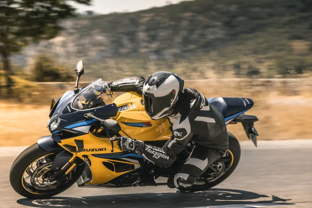 40 años de la Suzuki GSX-R, con GSX-R1000R como referencia entre las deportivas 23 Motor16 GSX R1000 8100 Motor16