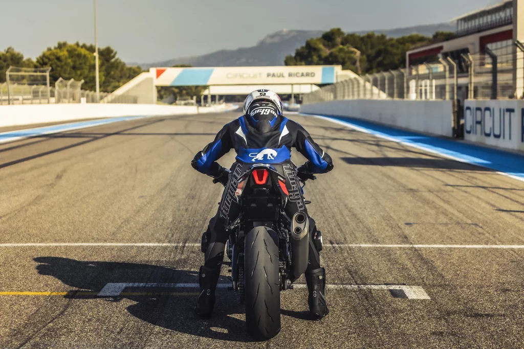 40 años de la Suzuki GSX-R, con GSX-R1000R como referencia entre las deportivas 31 Motor16 GSX R1000 9194 Motor16