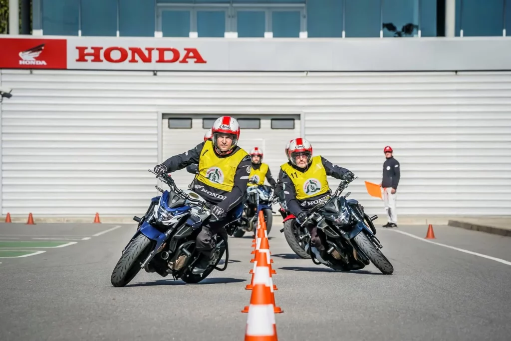 Honda Instituto de Seguridad HIS 20 Motor16