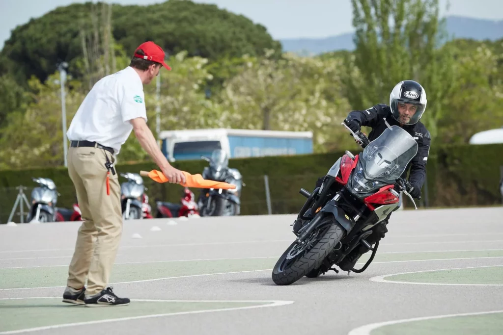 Honda Instituto de Seguridad HIS 3 Motor16