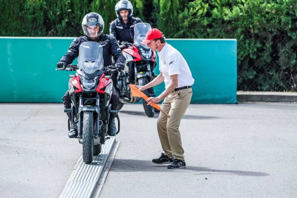 Honda Instituto de Seguridad HIS 5 Motor16