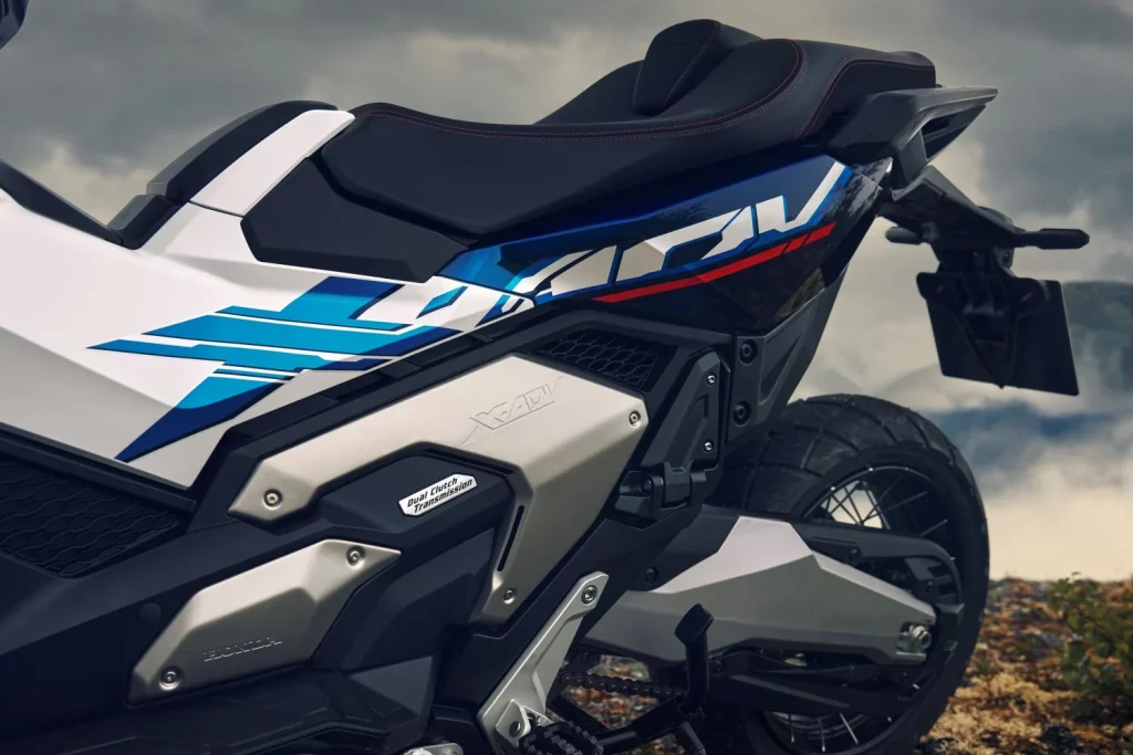 Honda X-ADV 2026: La moto para todo se renueva 16 Motor16 Honda X ADV 2026 12 Motor16