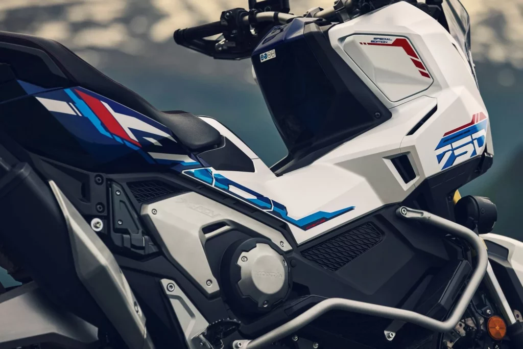 Honda X-ADV 2026: La moto para todo se renueva 17 Motor16 Honda X ADV 2026 13 Motor16