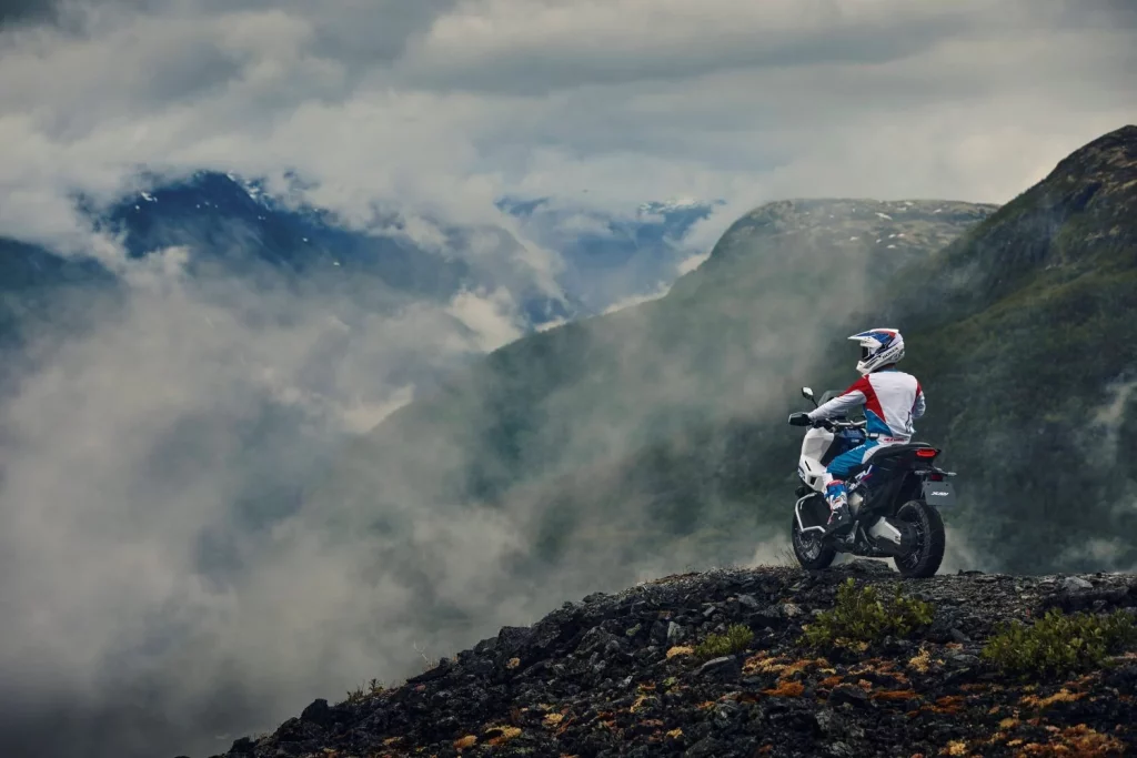 Honda X-ADV 2026: La moto para todo se renueva 20 Motor16 Honda X ADV 2026 19 Motor16