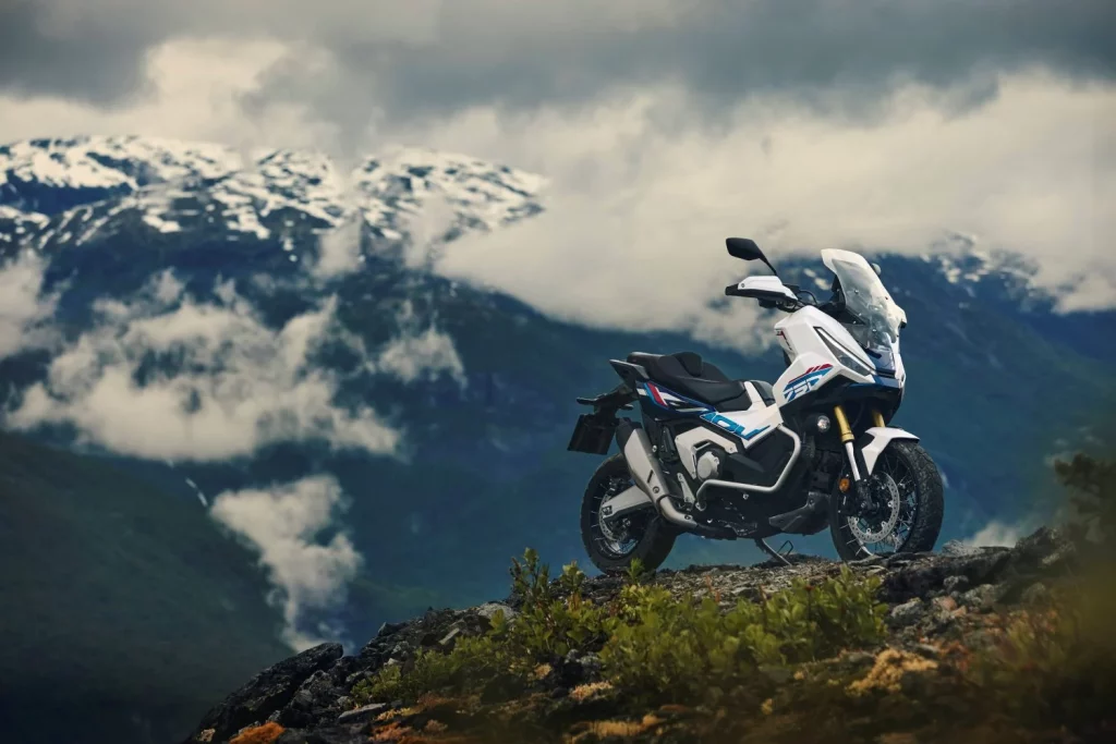 Honda X-ADV 2026: La moto para todo se renueva 27 Motor16 Honda X ADV 2026 26 Motor16