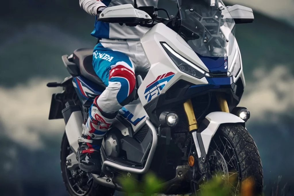Honda X-ADV 2026: La moto para todo se renueva 28 Motor16 Honda X ADV 2026 27 Motor16